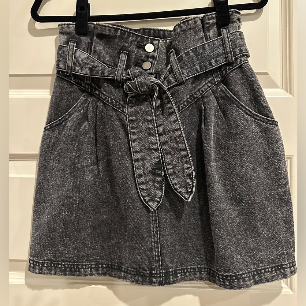 Gilli black denim mini skirt M